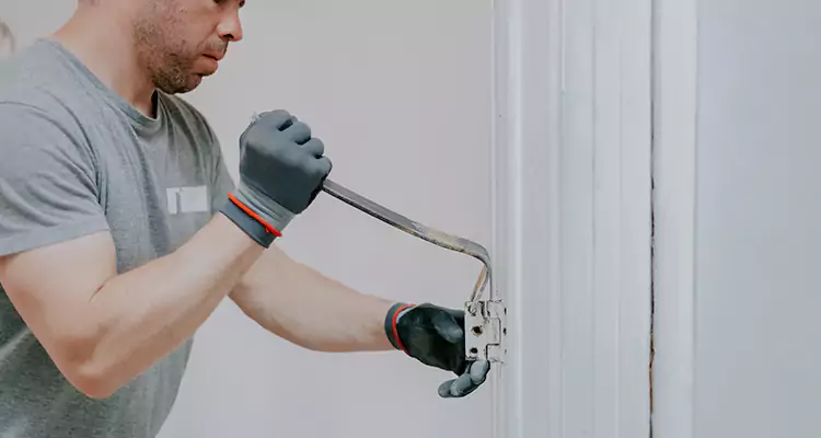 Cracked Door Jamb Repair in Lealman, FL