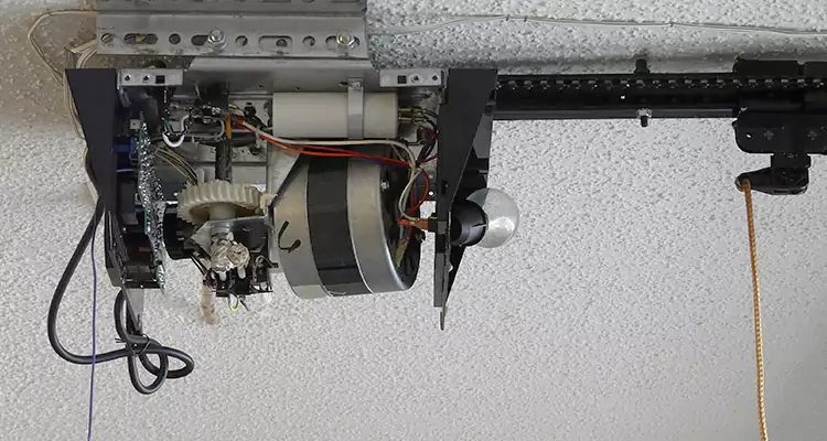 Emergency Garage Door Opener Repair in Lealman, FL