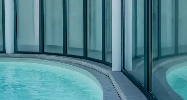 Repair Polyester Screen for Pool Enclosure in Lealman, FL