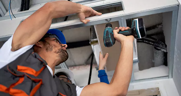 Emergency Overhead Door Repair in Lealman, FL