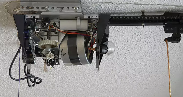 Garage Door Motor Replacement in Lealman, FL